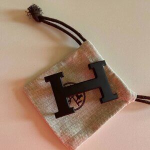 Hermès Black H Belt Buckle 32mm Classy Matte Finish Authentic Designer
